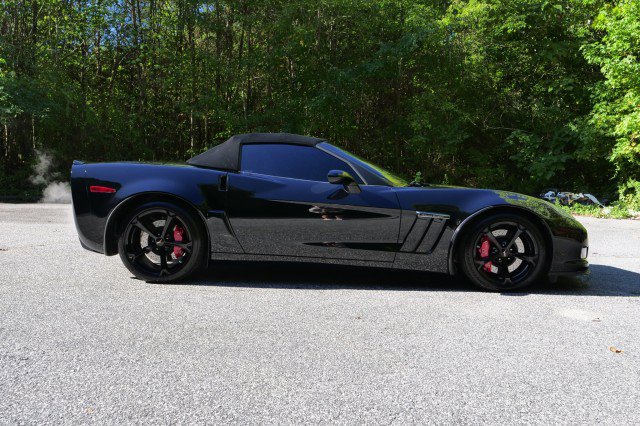 Used 2013 Chevrolet Corvette Grand Sport w/ 3LT Preferred Equipment Group RWD image 11