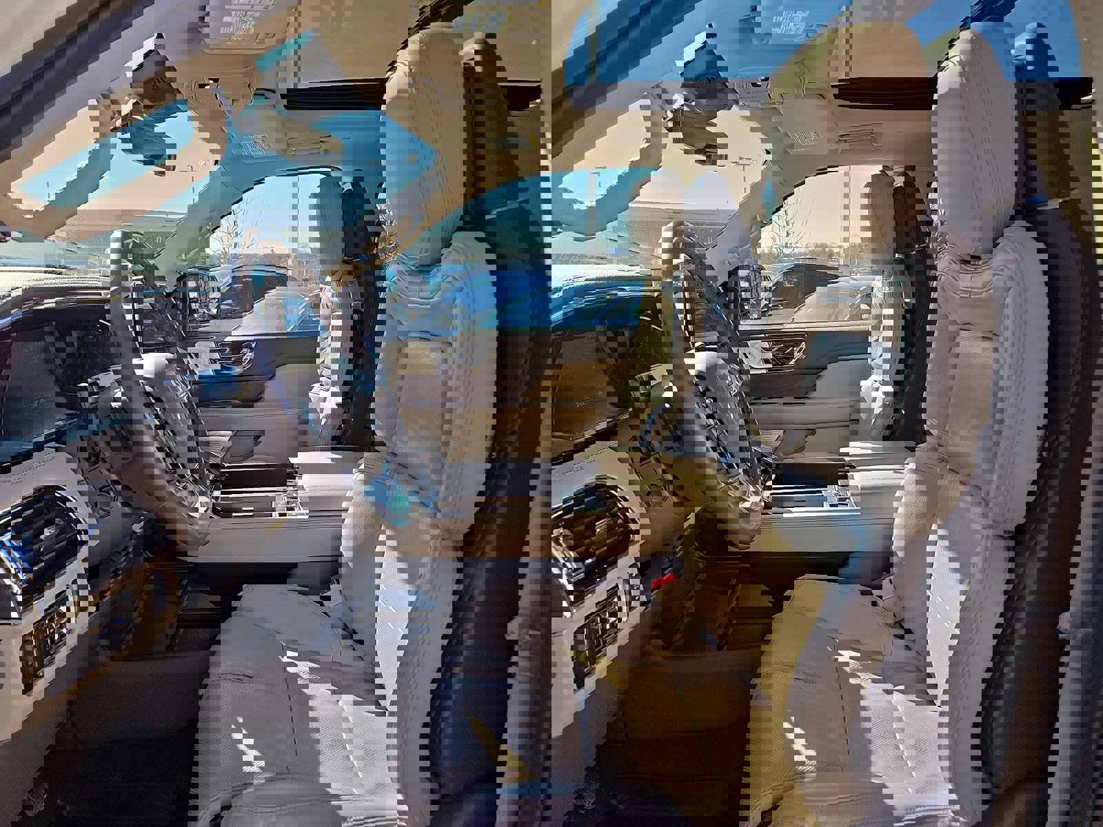 Used 2023 Lincoln Navigator Reserve image 14