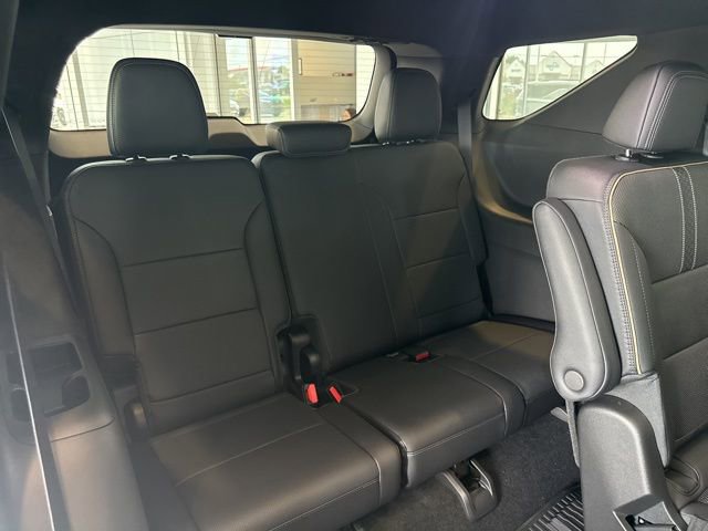 New 2025 Chevrolet Traverse High Country w/ LPO, Floor Liner Package image 13