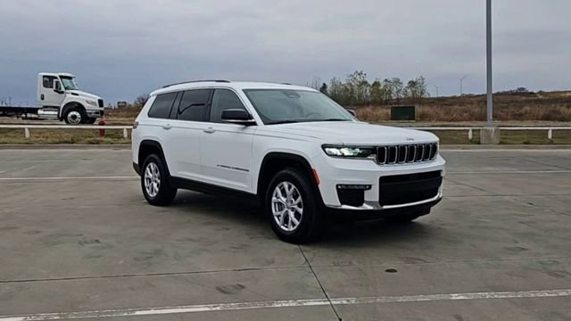 Used 2021 Jeep Grand Cherokee L Limited AWD/4WD image 2