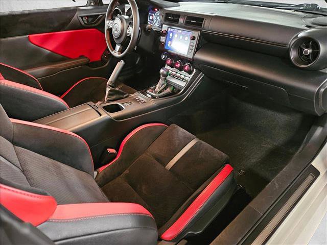 Used 2024 Toyota GR86 TRUENO Edition image 19