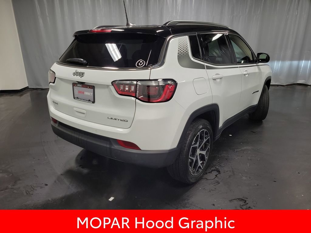 Used 2024 Jeep Compass Limited w/ Mopar Graphics Package image 8