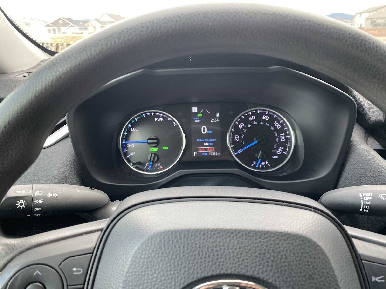 Used 2022 Toyota RAV4 LE image 14