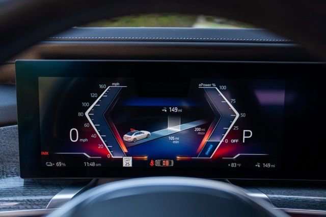 Used 2024 BMW i7 eDrive50 image 30