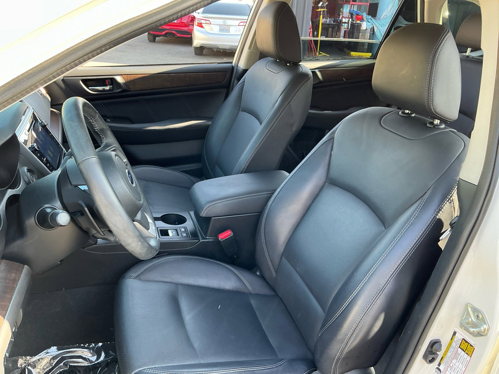 Used 2018 Subaru Outback 2.5i Limited image 18