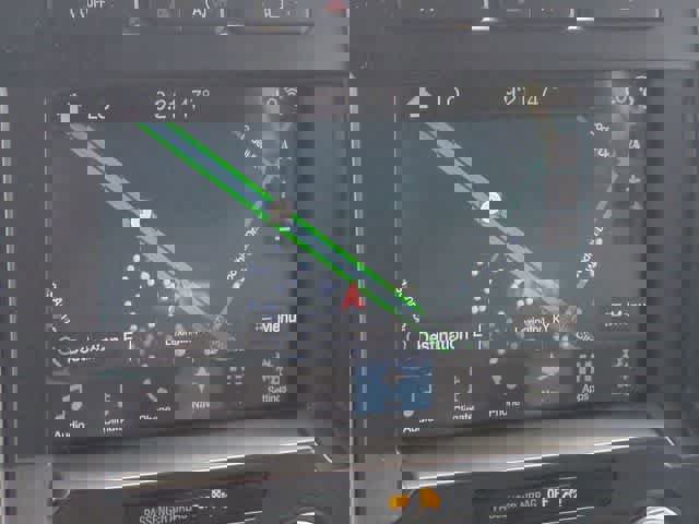 Used 2017 Ford F150 Platinum w/ Equipment Group 701A Luxury image 30