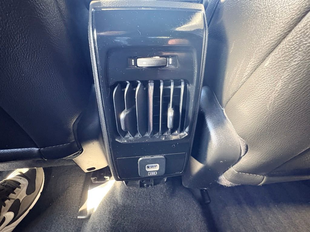 Used 2024 Jeep Compass Latitude image 14