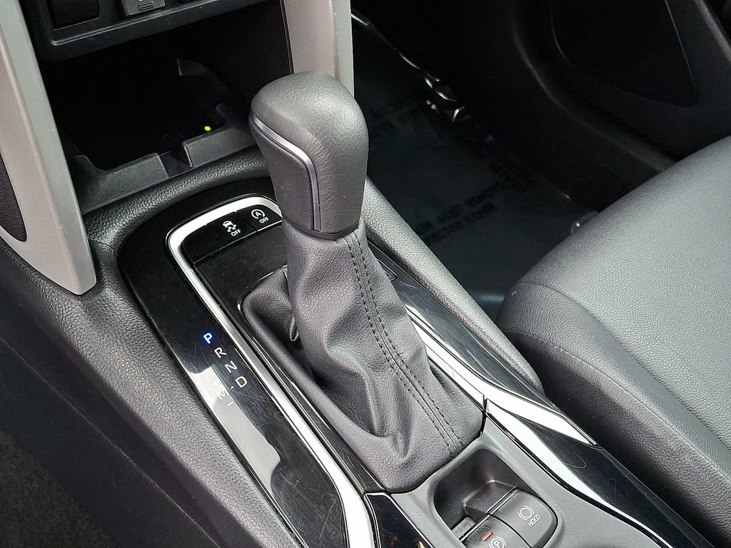 Certified 2025 Toyota Corolla Cross XLE FWD image 16