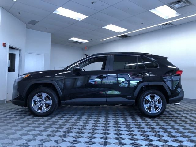 Certified 2025 Toyota RAV4 XLE AWD/4WD image 11