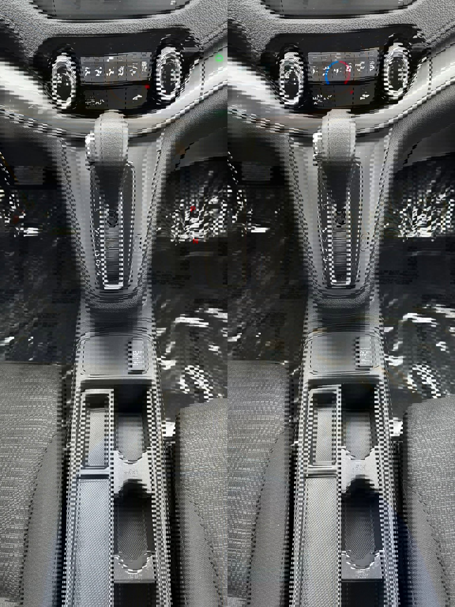 Used 2015 Honda CR-V LX image 16