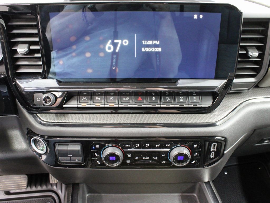 Used 2023 Chevrolet Silverado 1500 ZR2 image 13