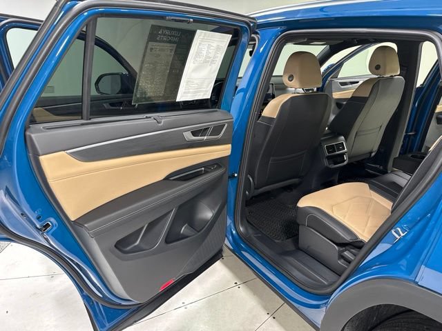 Used 2025 Volkswagen Atlas Cross Sport SE w/ Panoramic Sunroof Package AWD/4WD image 23