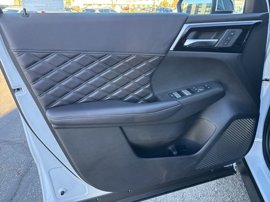 New 2025 Mitsubishi Outlander SEL AWD/4WD image 28