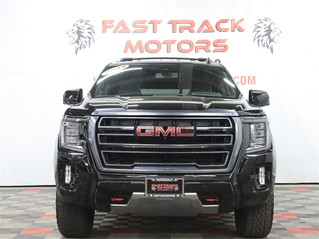 Used 2022 GMC Yukon AT4 image 2