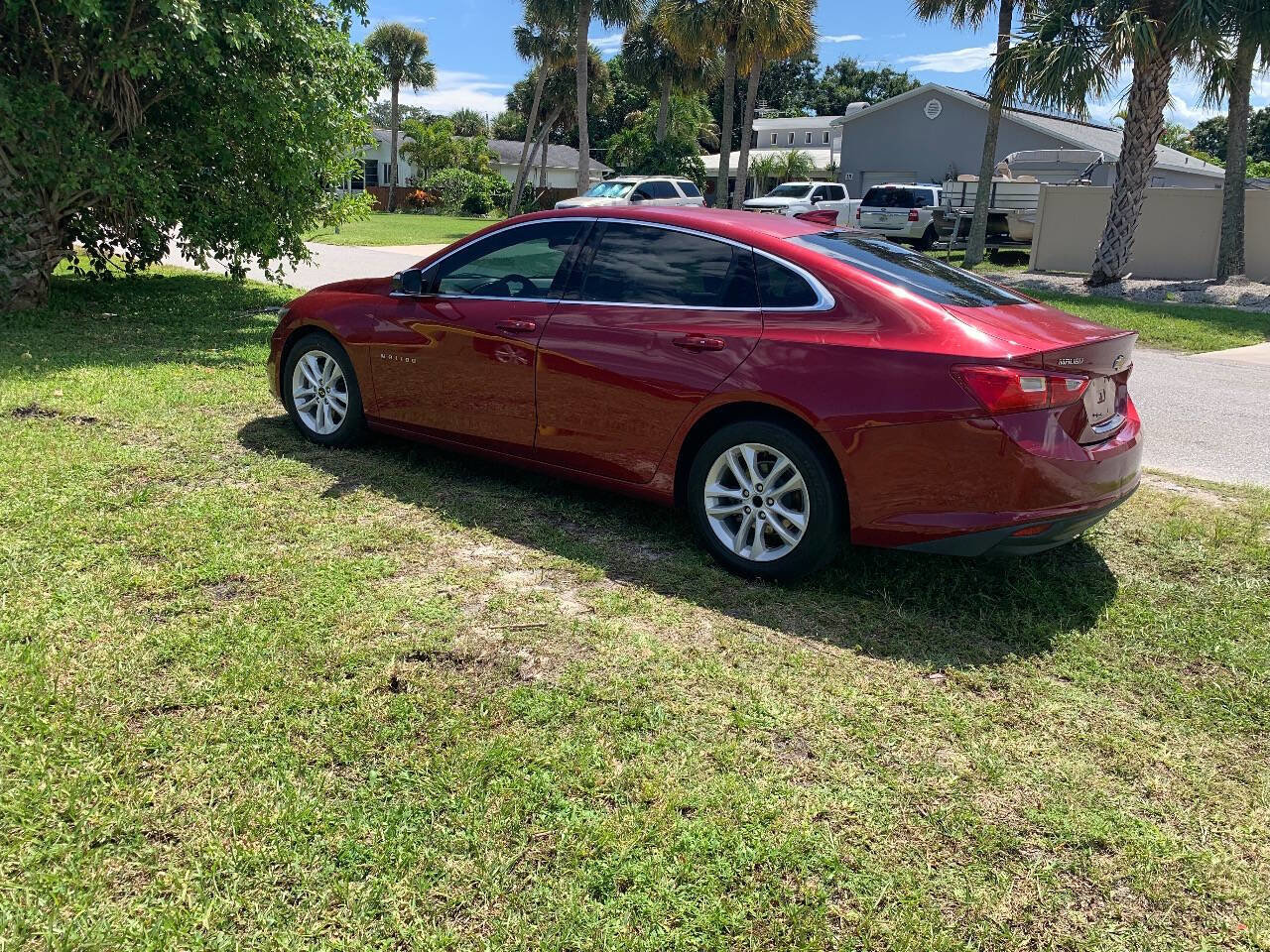 Used 2017 Chevrolet Malibu LT FWD image 3