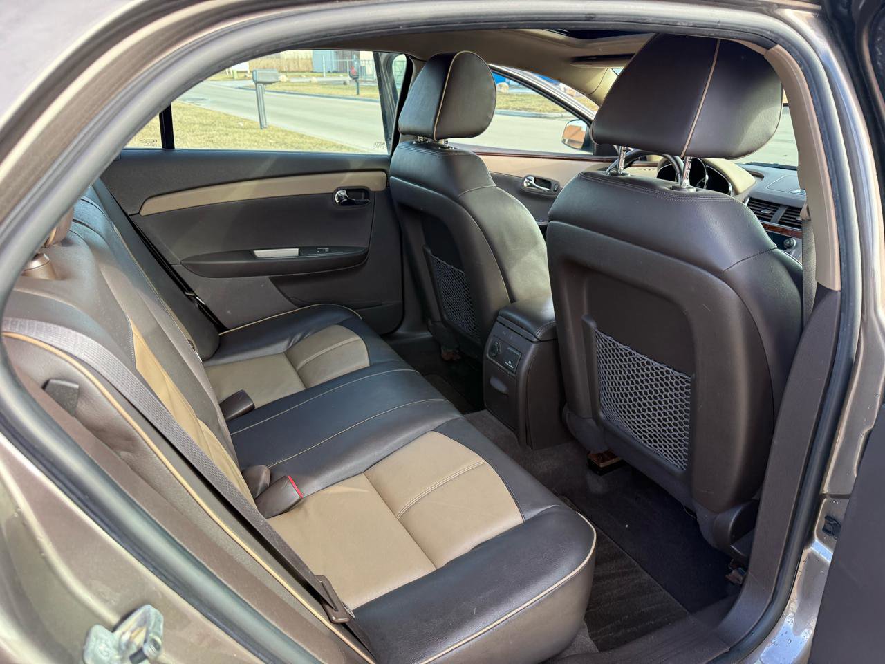 Used 2011 Chevrolet Malibu LTZ w/ HFV6 Engine Package image 18