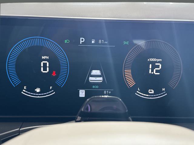 New 2026 Hyundai Santa Fe SEL image 17