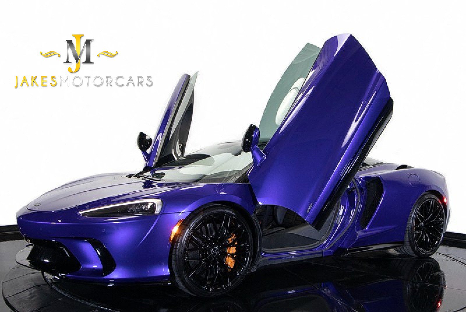 Used 2025 McLaren GTS image 2