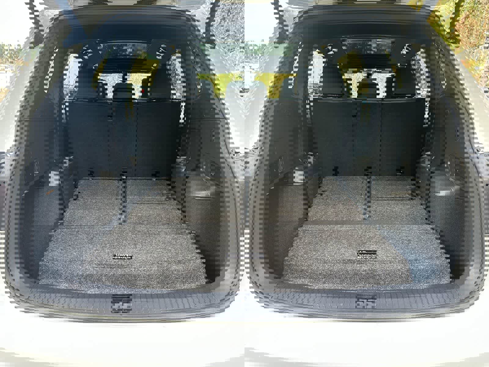 Used 2020 Volkswagen Tiguan SEL Premium R-Line w/ 3rd Row Seat Package image 25