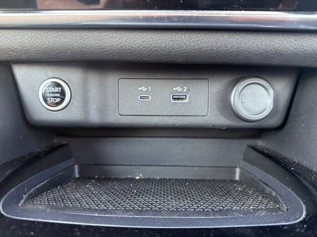 Used 2023 Nissan Rogue S FWD image 25