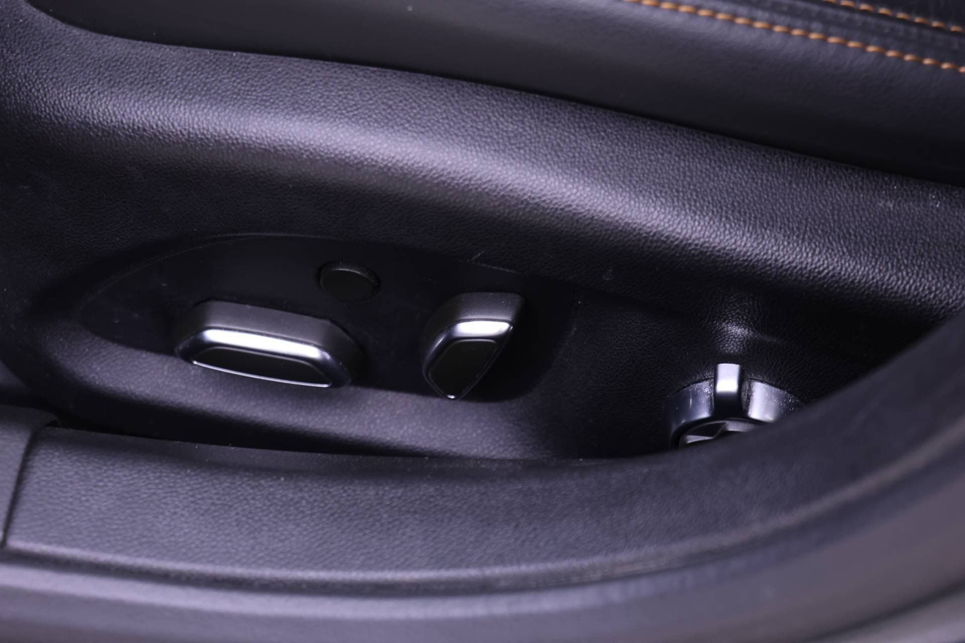 Used 2021 Cadillac CT5 Sport w/ Climate Package image 15