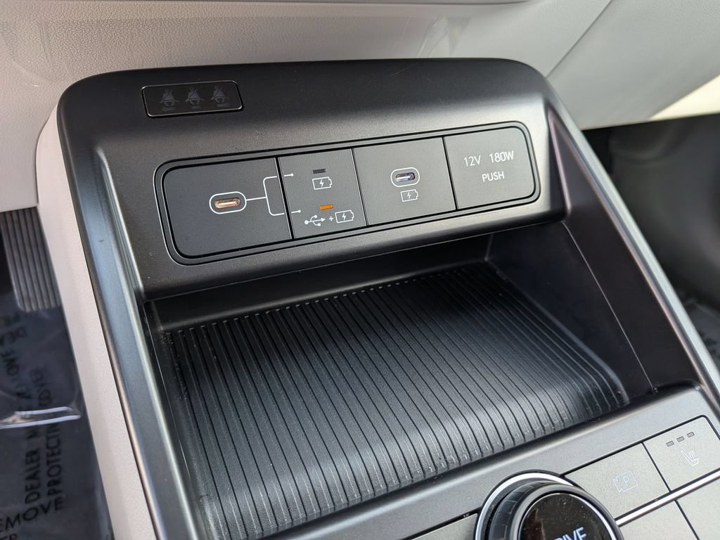 Certified 2024 Hyundai Kona SEL FWD image 24