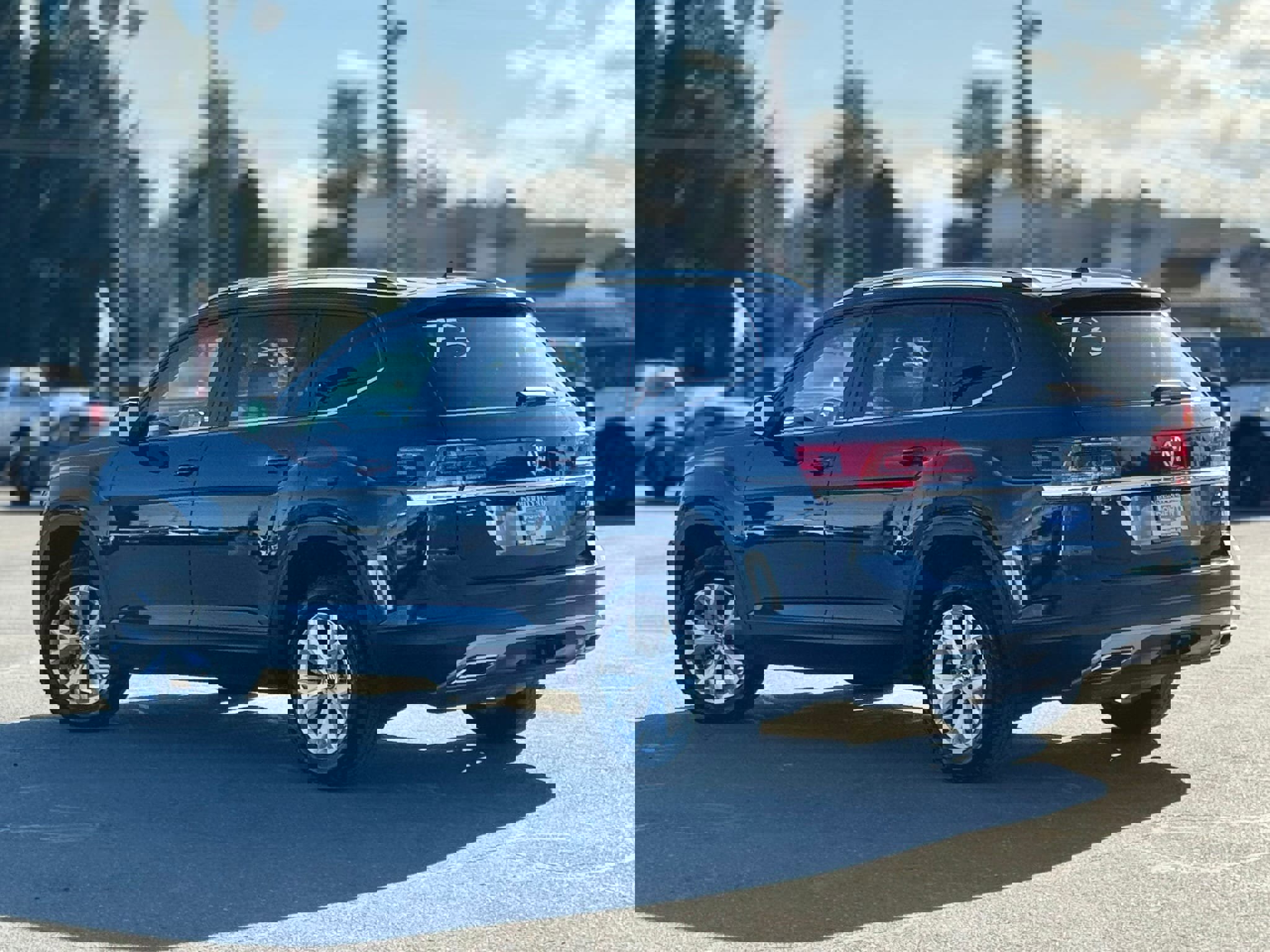 Used 2019 Volkswagen Atlas SE w/ Towing Package image 7