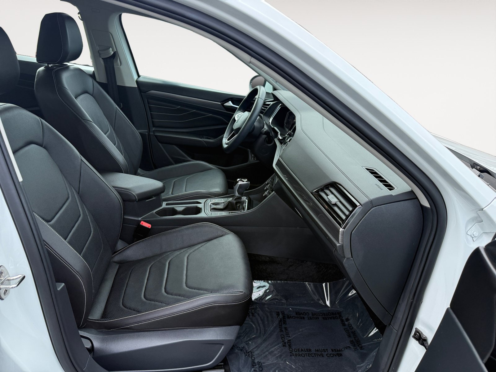 Certified 2023 Volkswagen Jetta SEL FWD image 19