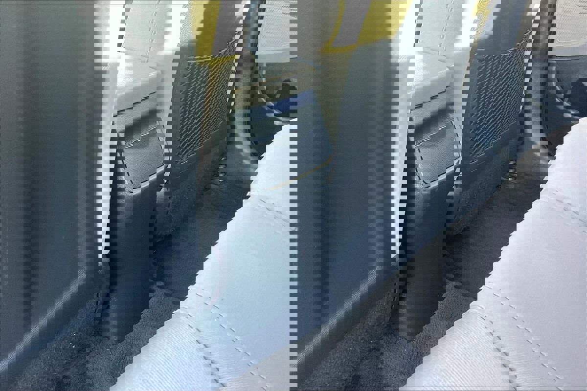 Used 2018 Hyundai Elantra Value Edition w/ Cargo Package image 28