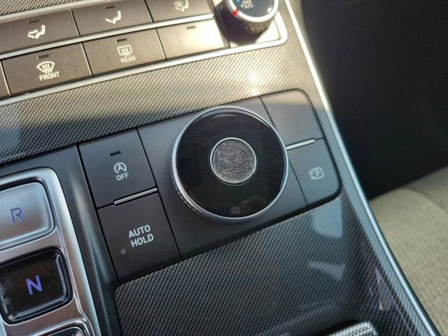 Certified 2023 Hyundai Santa Fe SE FWD image 28