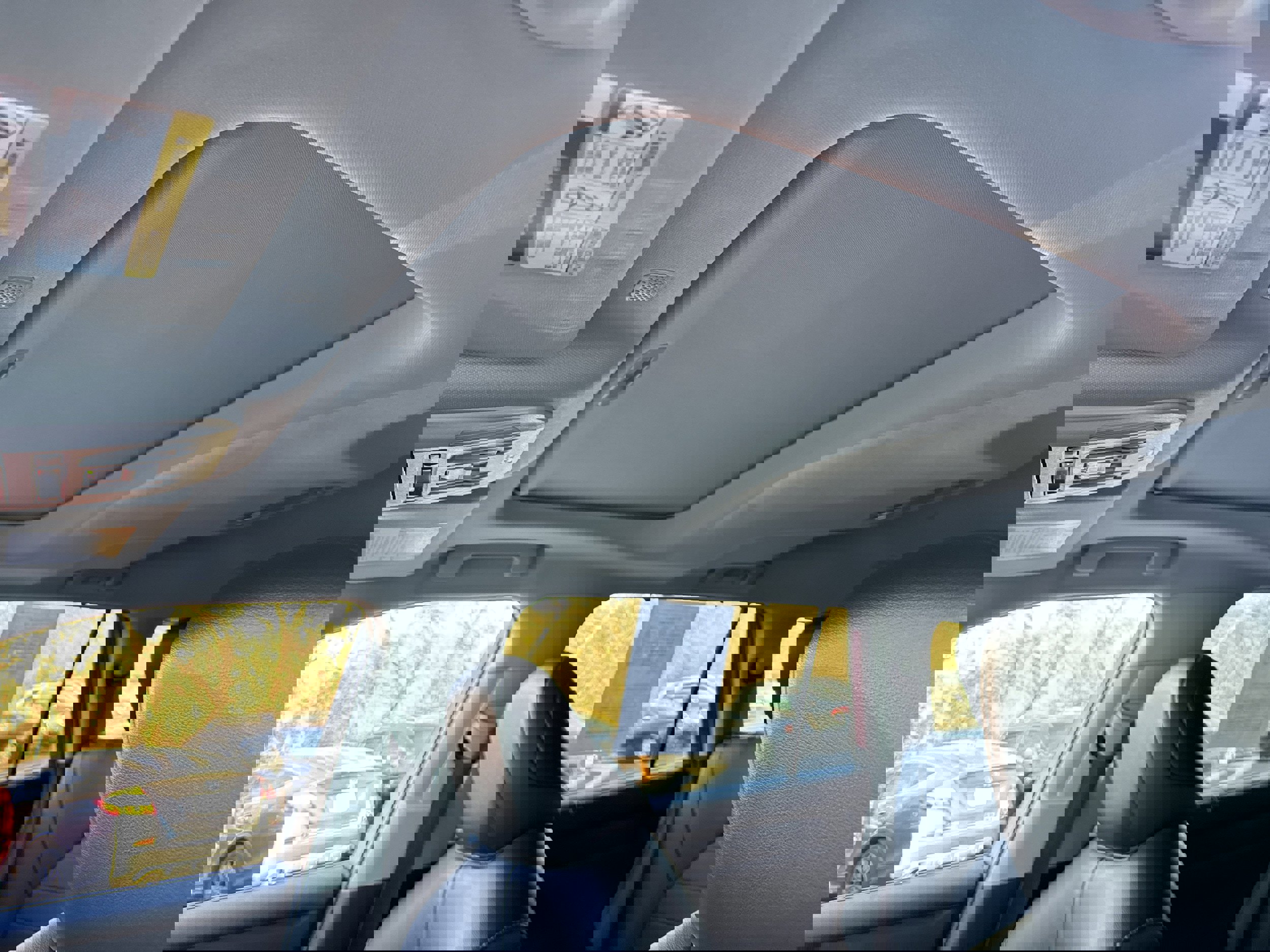 Used 2022 Toyota Highlander XLE image 7