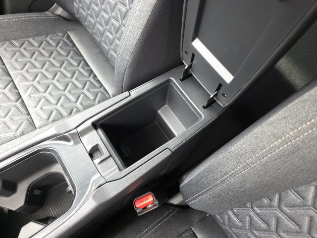 New 2027 Nissan Kicks SV AWD/4WD image 31