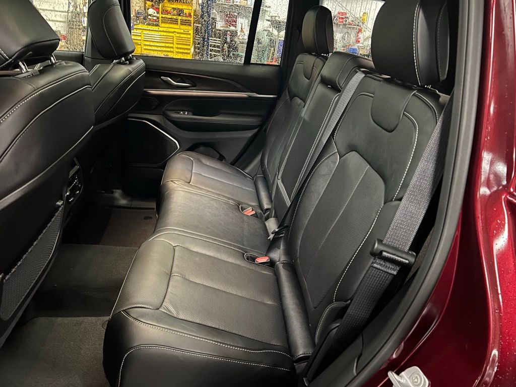 New 2026 Jeep Grand Cherokee Limited image 21