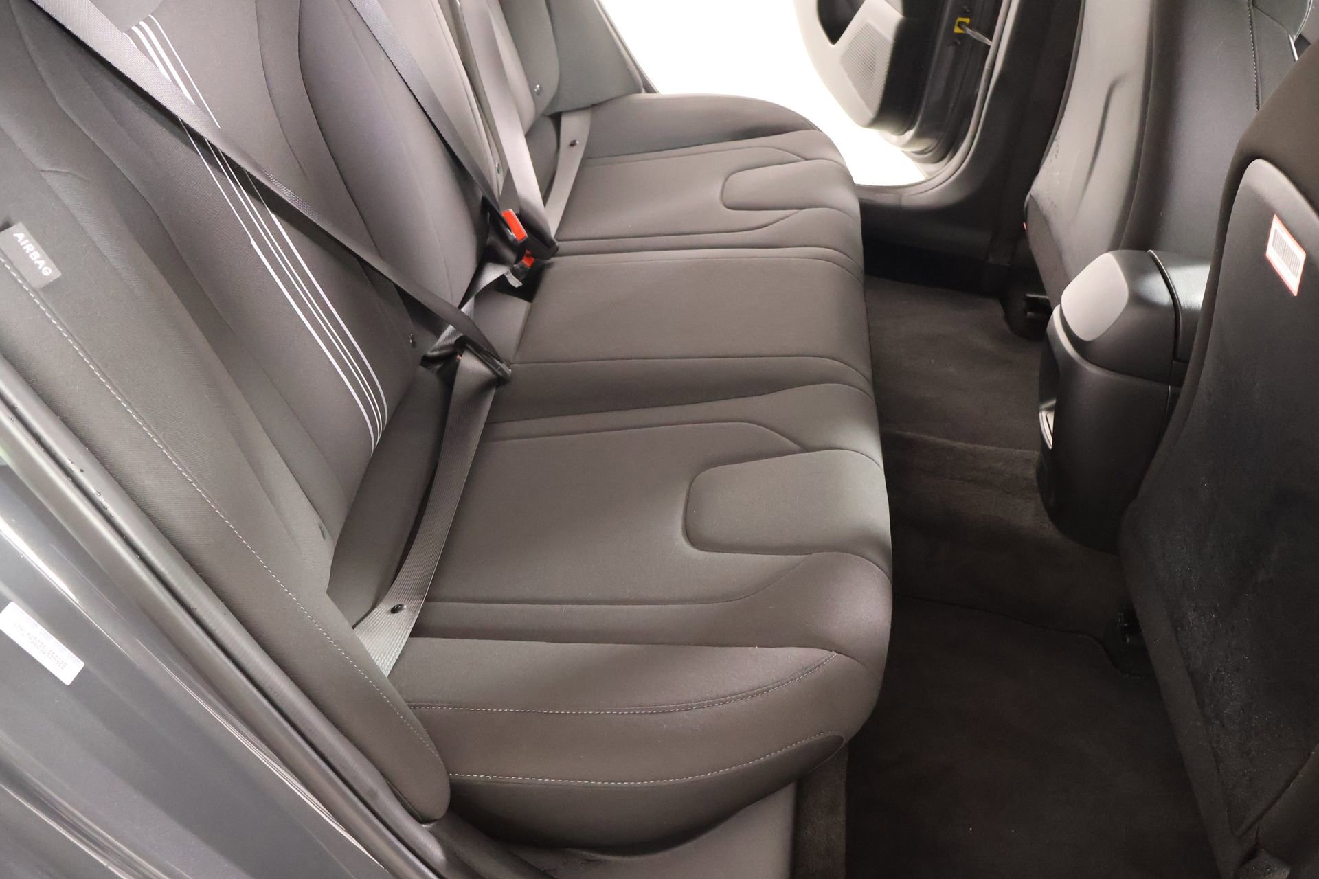 Certified 2025 Hyundai Elantra Sport image 13