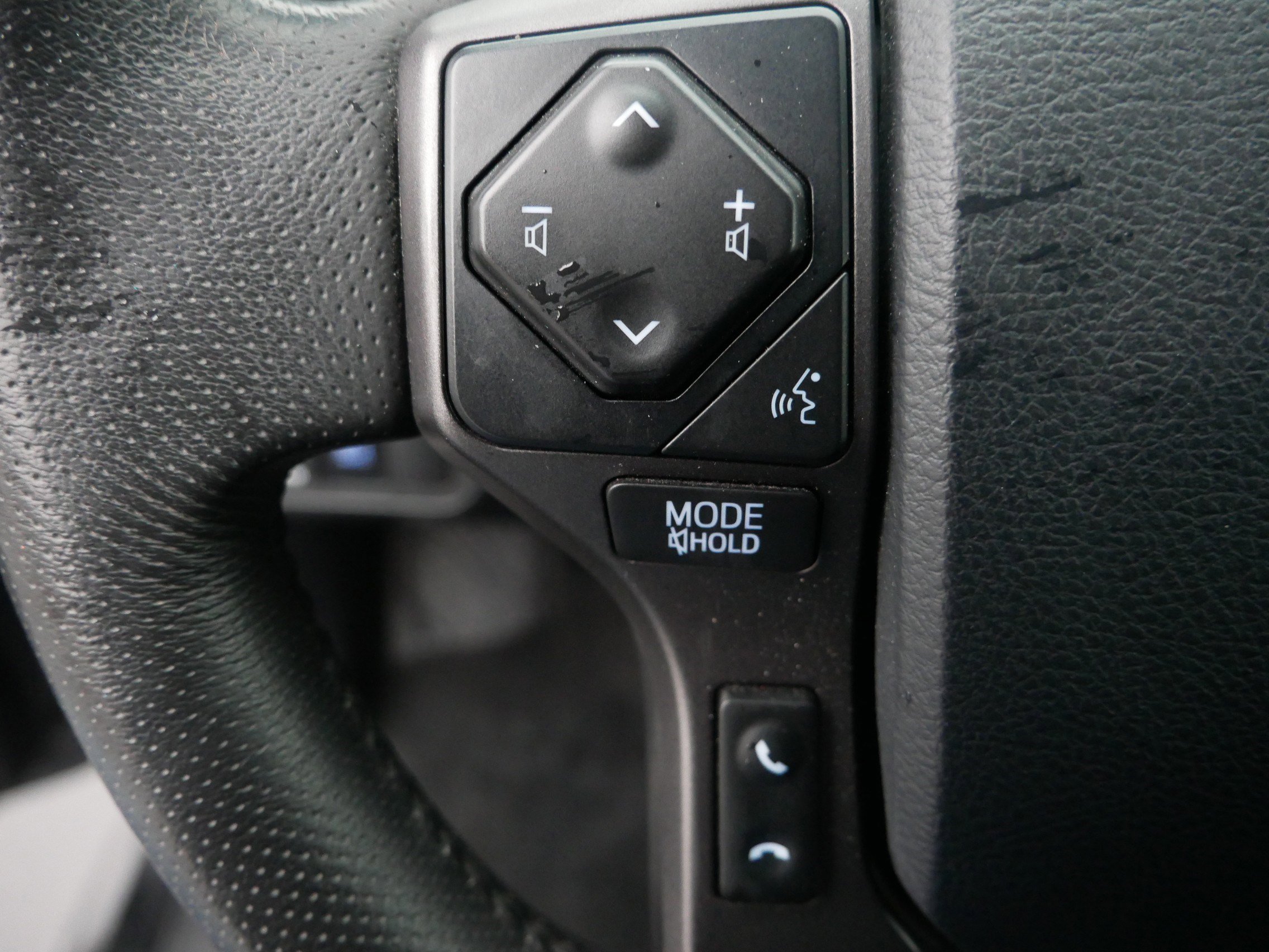 Used 2019 Toyota Tacoma TRD Sport image 26