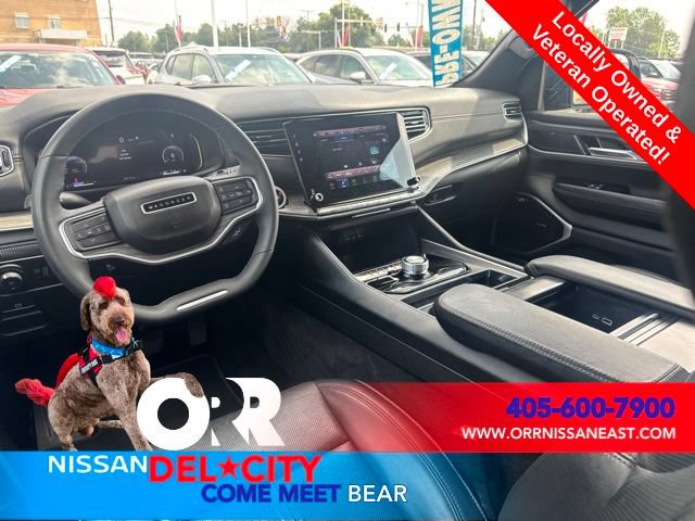 Used 2024 Jeep Wagoneer Series II w/ Flexible Seating Group AWD/4WD image 15