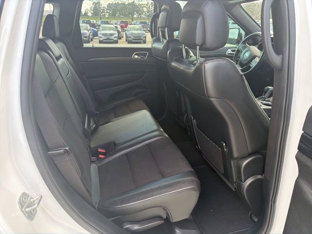 Used 2020 Jeep Grand Cherokee Altitude image 15