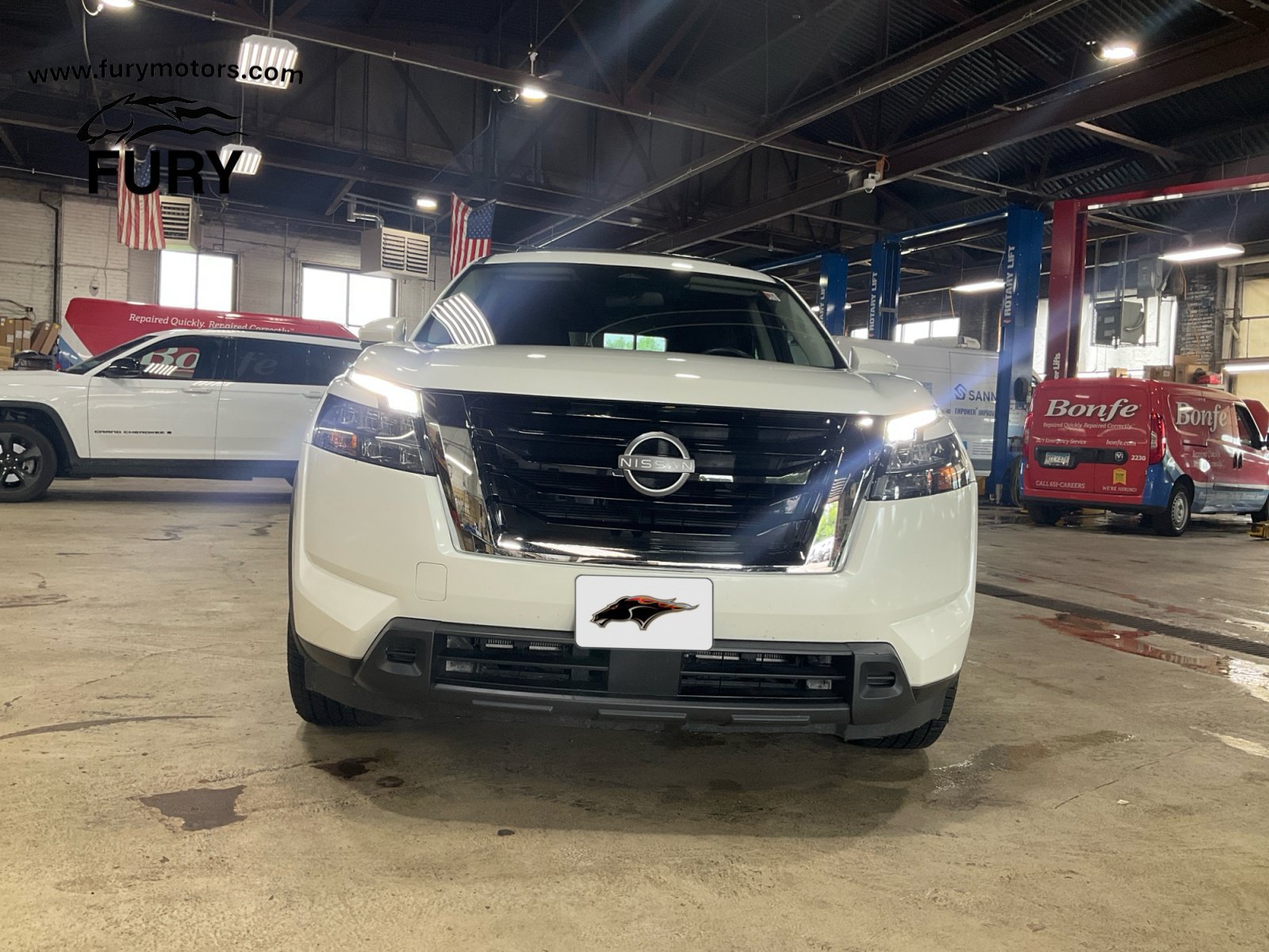 Used 2024 Nissan Pathfinder SV AWD/4WD image 34