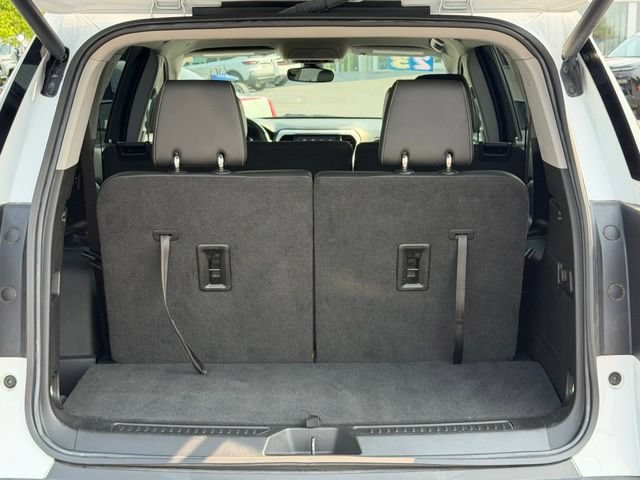Used 2023 GMC Acadia SLT FWD image 21