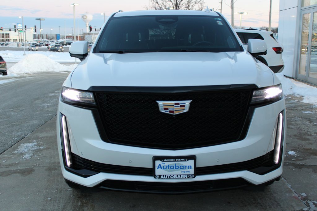 Used 2023 Cadillac Escalade Sport Platinum image 2