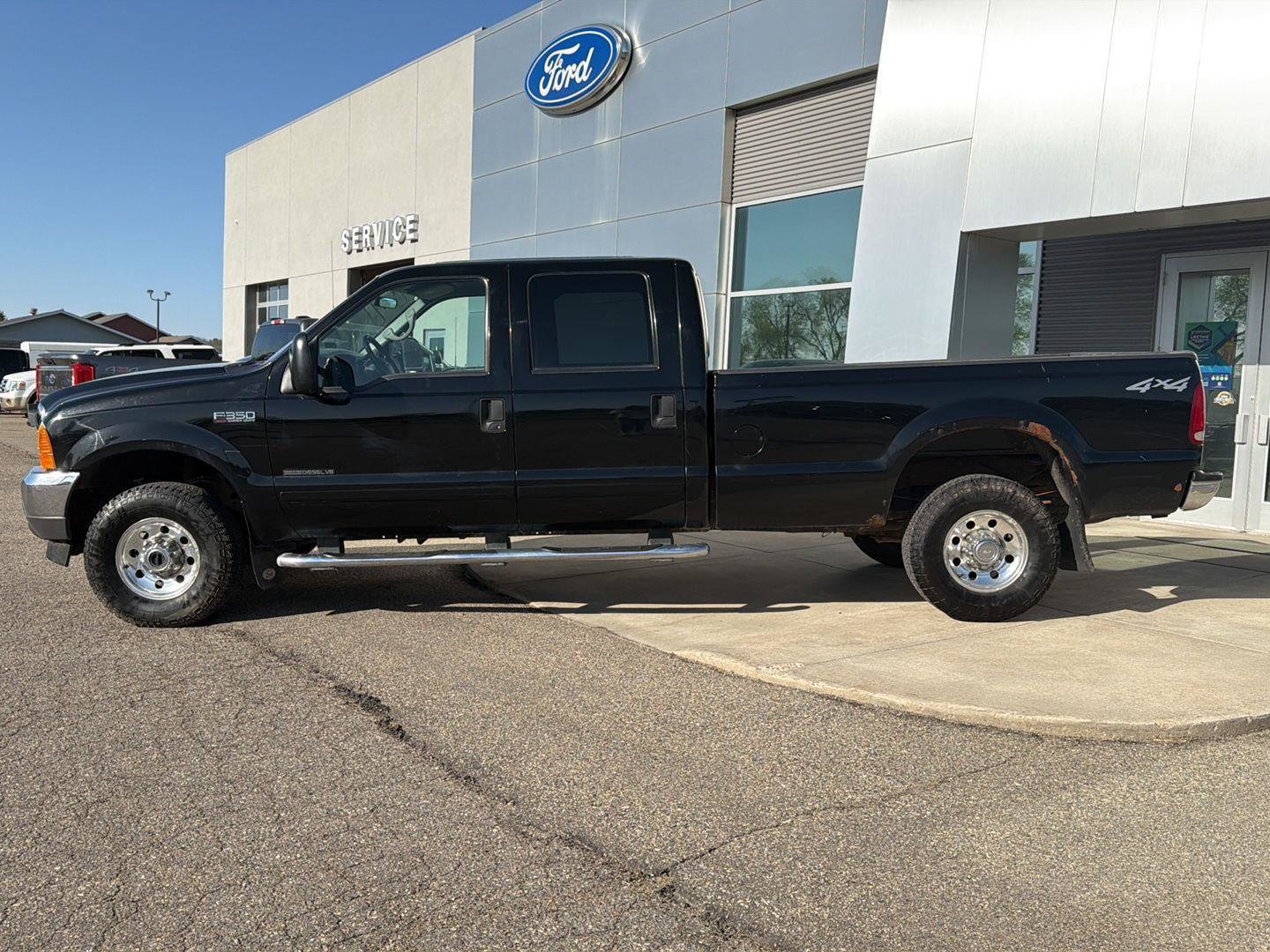 Used 2001 Ford F350 Lariat AWD/4WD image 2