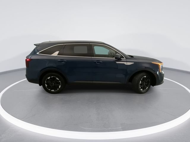 Used 2025 Kia Sorento S FWD image 5
