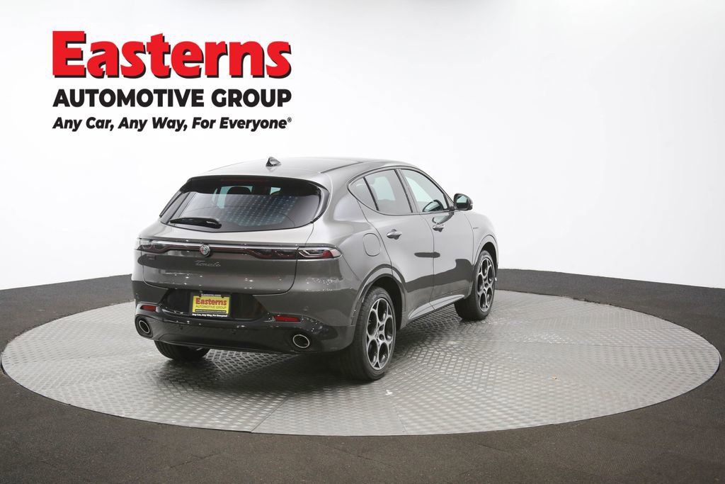 Used 2024 Alfa Romeo Tonale Veloce w/ Active Assist Package image 37