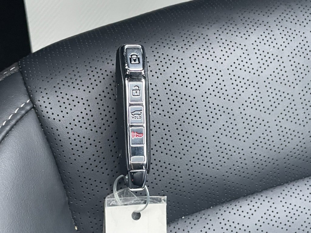 Certified 2023 Kia Sorento EX image 33
