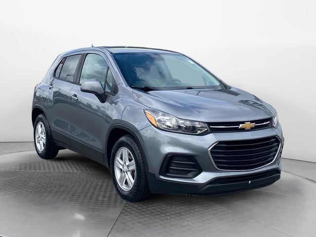Used 2020 Chevrolet Trax LS w/ Tint and Cruise Package image 7