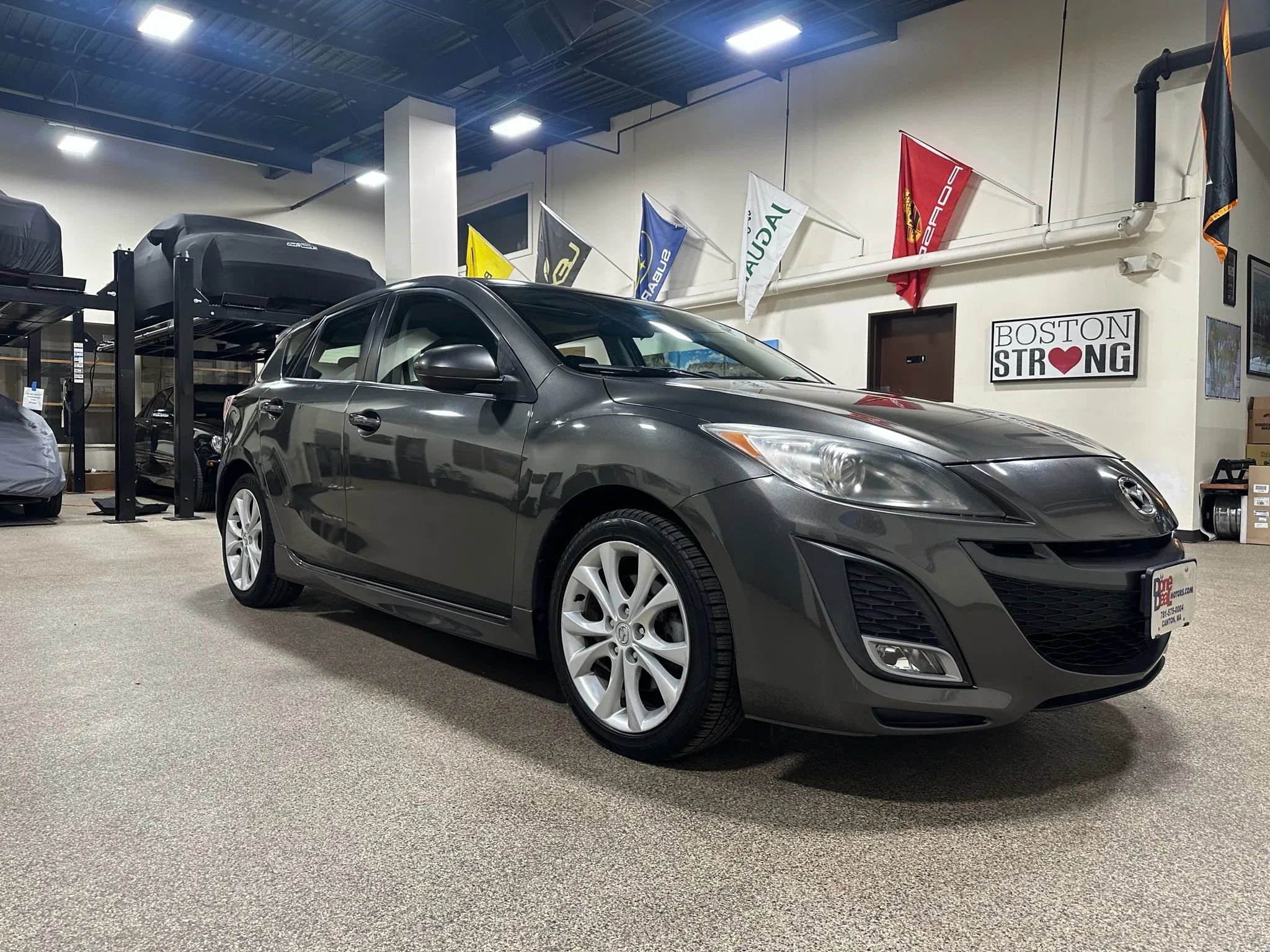 Used 2010 MAZDA MAZDA3 s Grand Touring image 2