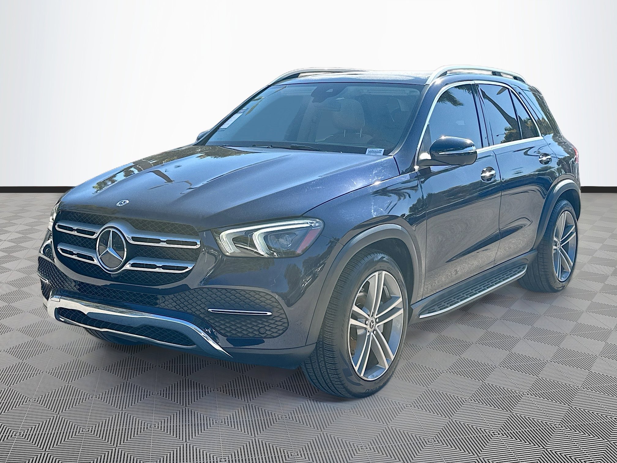 Used 2022 Mercedes-Benz GLE 350 image 3