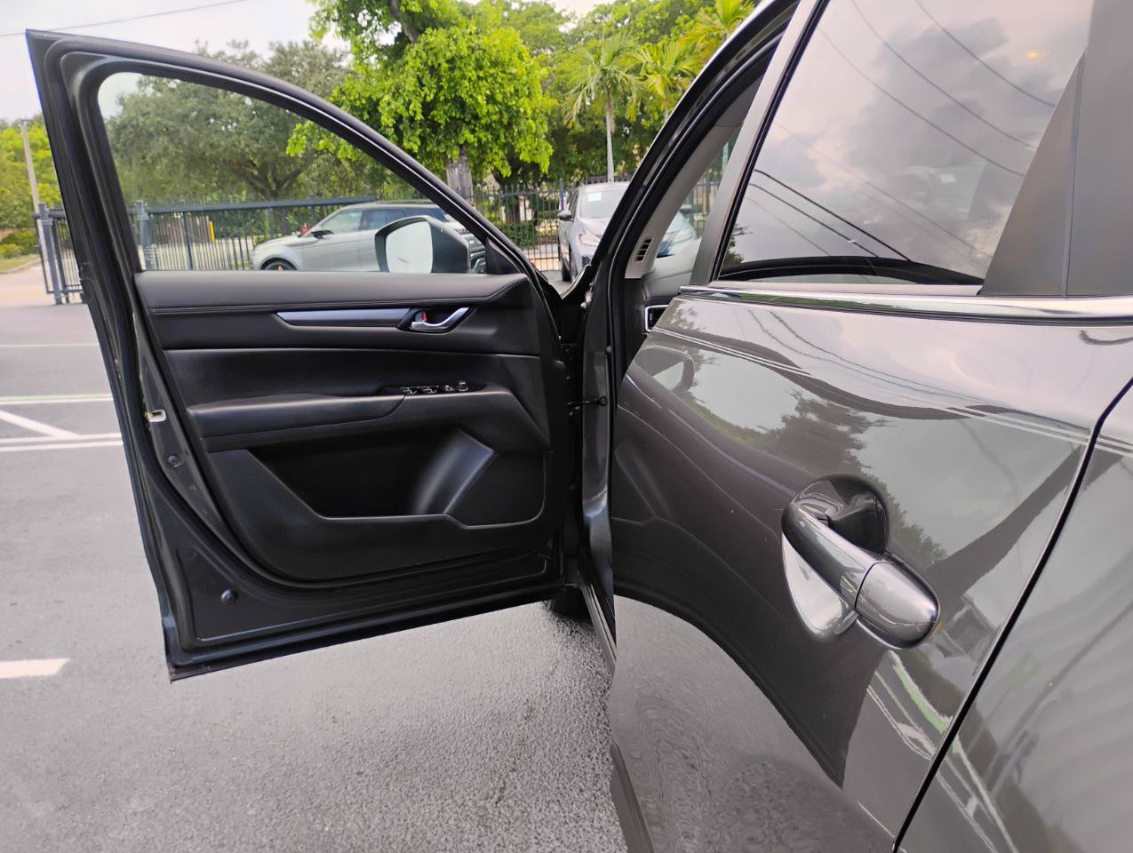 Used 2021 MAZDA CX-5 Touring FWD image 43
