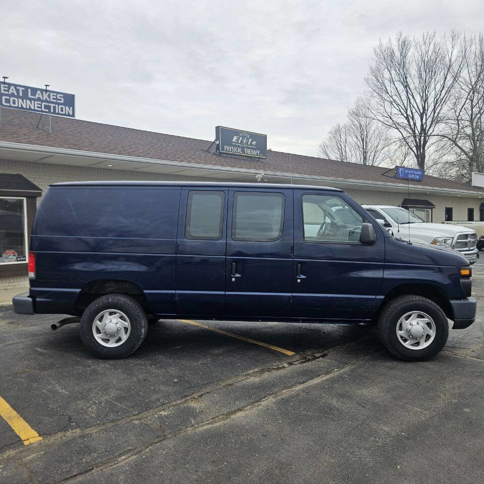 Used 2013 Ford E-350 and Econoline 350 Super Duty w/ PWR Group image 3