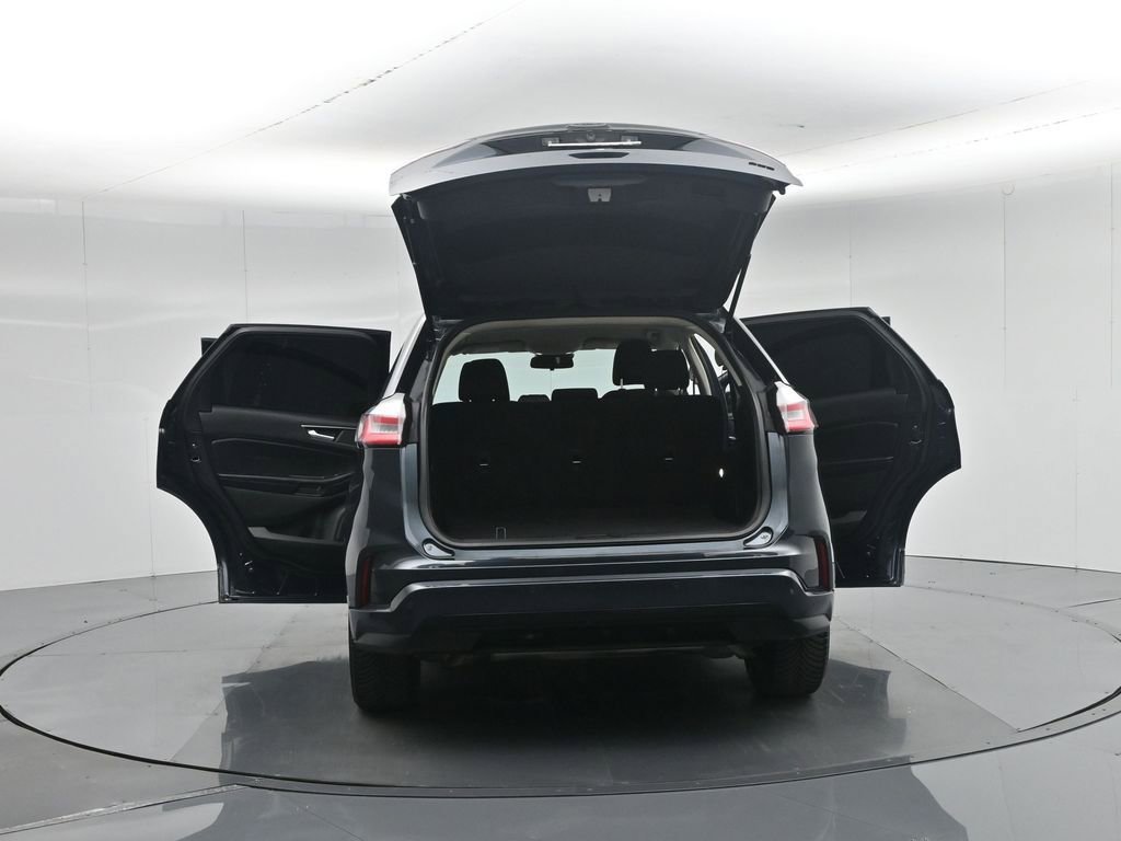 Certified 2022 Ford Edge SE w/ Black Appearance Package image 37
